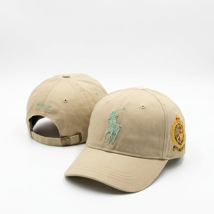 Gorra Beige con Bordado Ecuestre y Texto Frontal