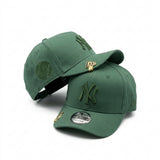 Gorra Verde con Bordado Tonal Frontal